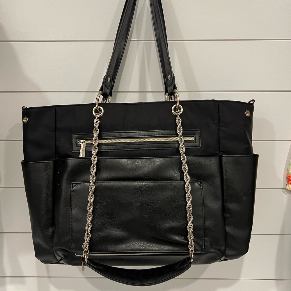 Beis travel diaper bag